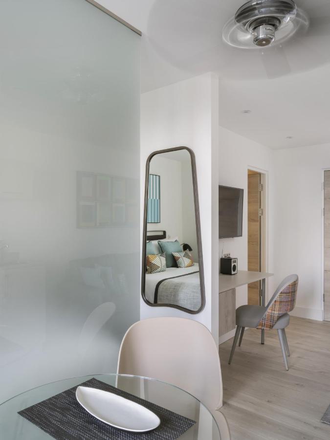 Q Square By Supercity Aparthotels Brighton Exterior foto